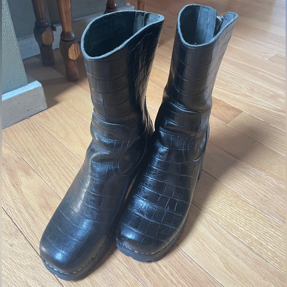 Swedish Hasbeens black croc clog boots EUC - Picture 2 of 7